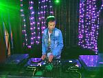  Dj Vick