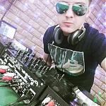 ������ dj-and-y